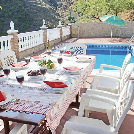 Holiday home 4 Bedroom Amazing In