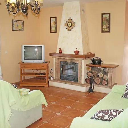 4 Bedroom Amazing In *